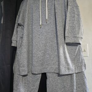 Donna Karan Heather Gray Men's Sweater